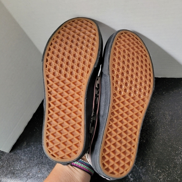 Vans X Lazy Oaf Slip On Sneakers - Picture 9 of 9